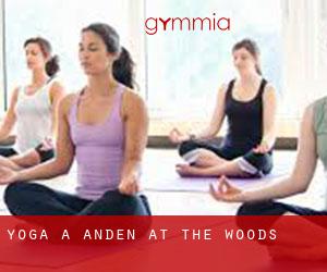Yoga a Anden at the Woods